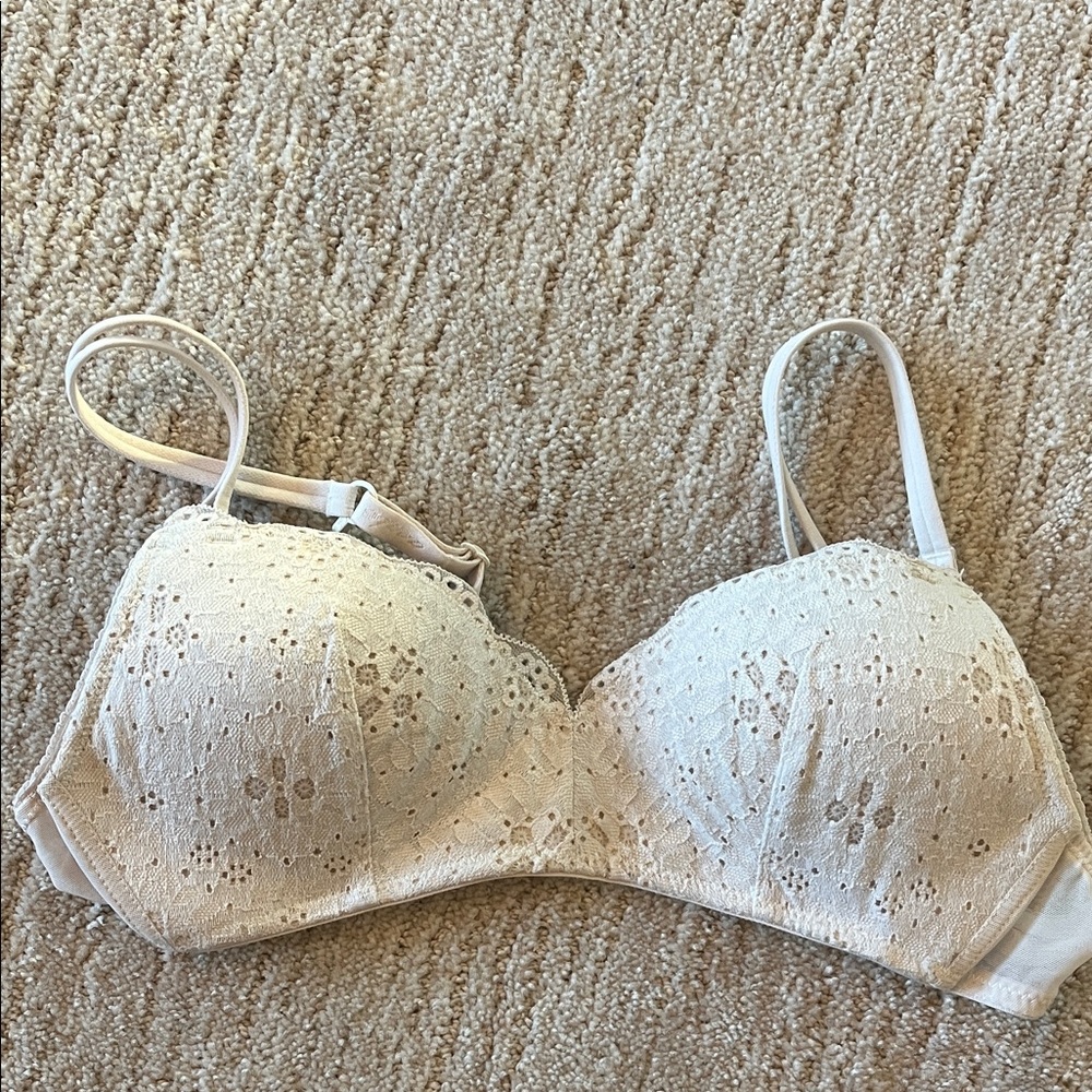 Aerie Lace Bra in Cream
